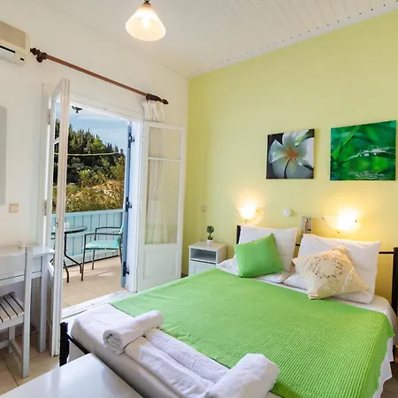 Selini Hotel 2*