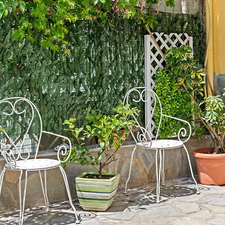 Отель Selini 2*